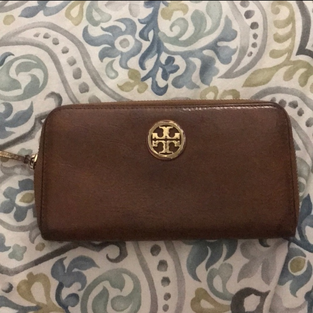 Tory Burch Wallet
